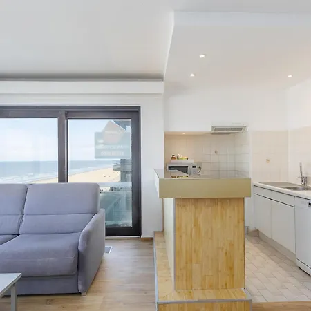 Twins - 0503 + Park. 10 Apartment Middelkerke